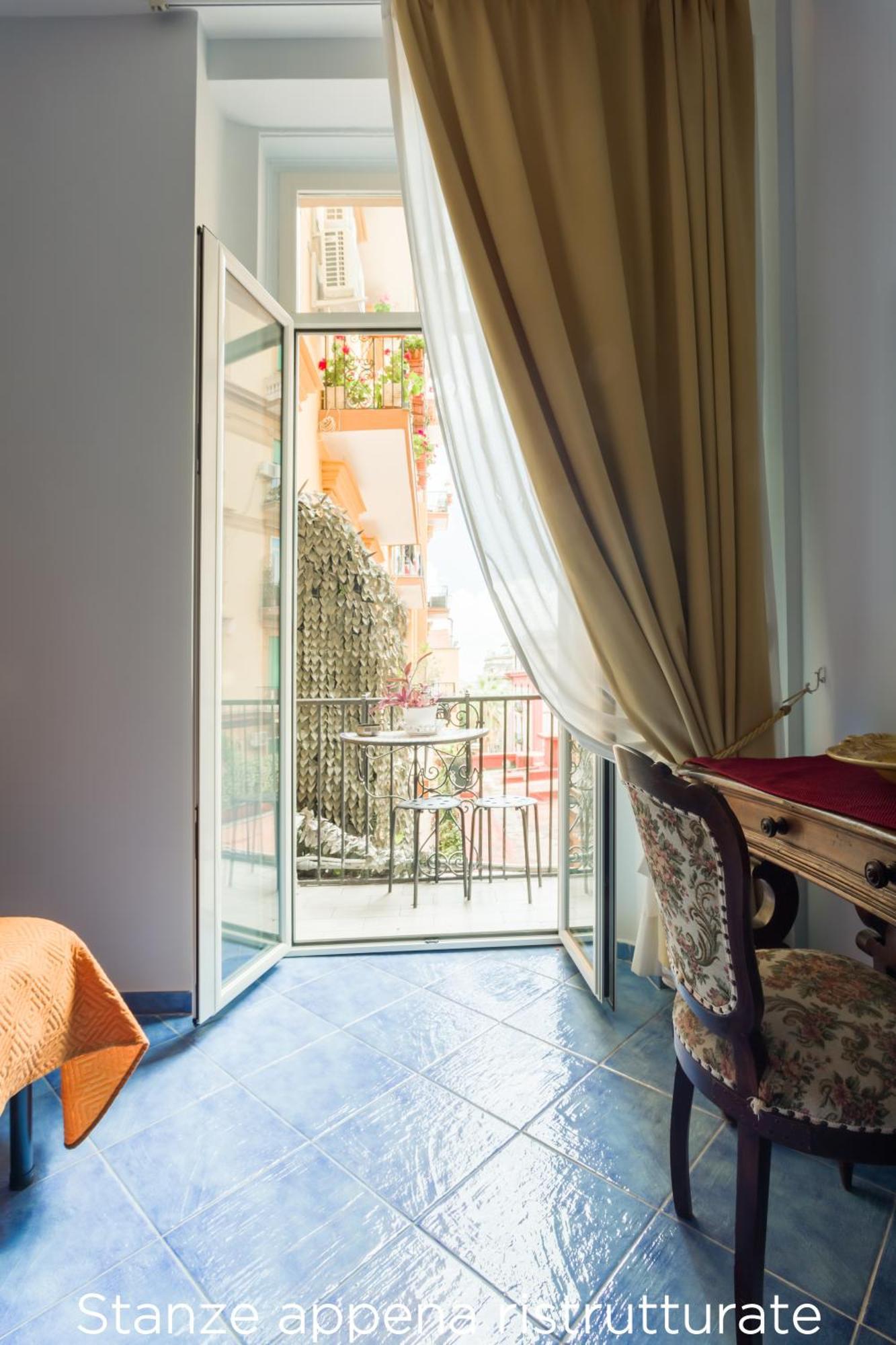 B&B Le Stanze Dei Mille Nápoly Kültér fotó